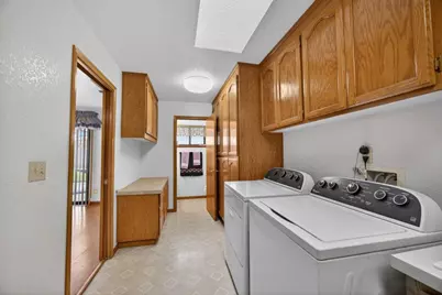 740 Lake Canyon Avenue, Galt, CA 95632 - Photo 16