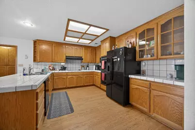 740 Lake Canyon Avenue, Galt, CA 95632 - Photo 10