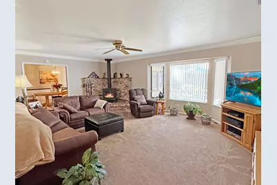 17713 Alexandra Way, Grass Valley, CA 95949 - Photo 2