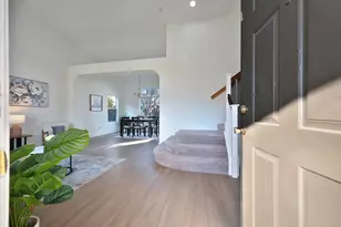 2461 Martin Anthony Ct, Tracy, CA 95377 - Photo 2