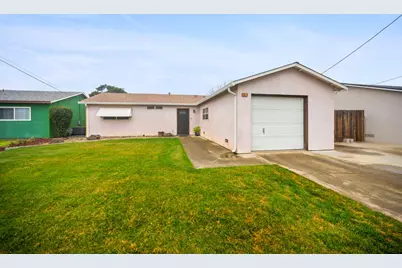 357 S 4th Avenue, Oakdale, CA 95361 - Photo 1