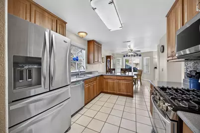 211 Berry Oak Court, Rio Linda, CA 95673 - Photo 18