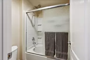 900 Moon Cir, Folsom, CA 95630 - Photo 18