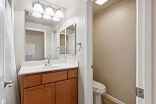 900 Moon Cir, Folsom, CA 95630 - Photo 18