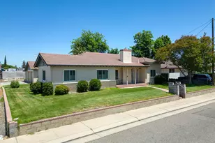 2212 Vine Ave, Escalon, CA 95320 - Photo 2