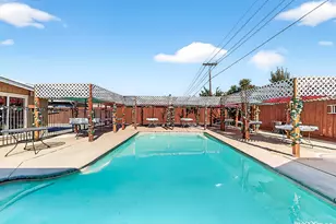 2720 Brooks Ct, Turlock, CA 95382 - Photo 2