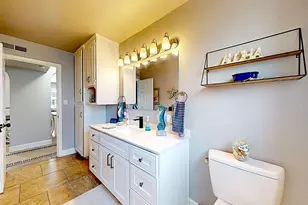 204 N Santa Ana Ave, Modesto, CA 95354 - Photo 34