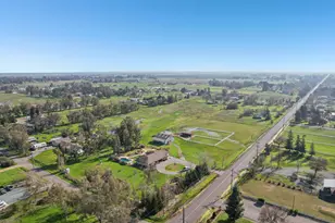 11213 Colony Rd, Wilton, CA 95693 - Photo 46