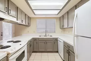 7675 N First St, Fresno, CA 93720 - Photo 2