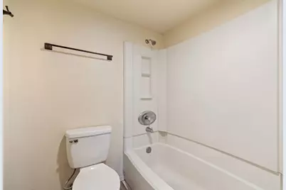 7675 N 1st Street #136, Fresno, CA 93720 - Photo 22