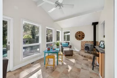 8560 Phoenix Avenue, Fair Oaks, CA 95628 - Photo 30