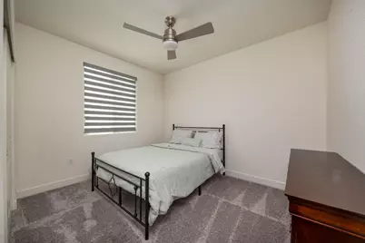 10933 Monomoy Way, Stockton, CA 95219 - Photo 12