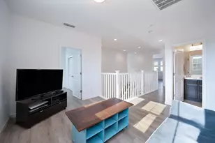 1048 Bridlewood Dr, Rocklin, CA 95765 - Photo 16