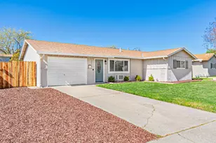 8039 Glen Valley Cir, Citrus Heights, CA 95610 - Photo 2