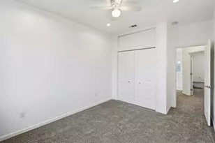 9100 Lakemont Dr, Elk Grove, CA 95624 - Photo 32