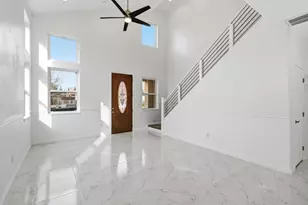 9100 Lakemont Dr, Elk Grove, CA 95624 - Photo 8