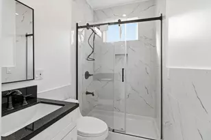 9100 Lakemont Dr, Elk Grove, CA 95624 - Photo 36