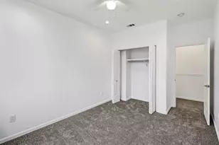 9100 Lakemont Dr, Elk Grove, CA 95624 - Photo 28