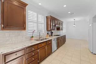 5215 Fawn Crossing Way, Antelope, CA 95843 - Photo 12