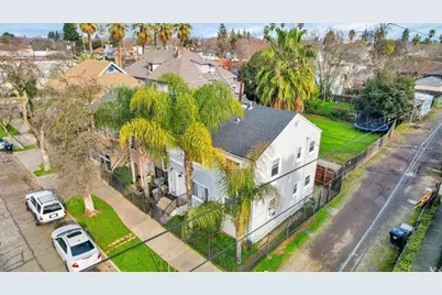2611 Alhambra Boulevard, Sacramento, CA 95817 - Photo 14