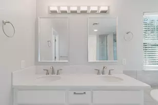 4 Marina Blue Ct, Sacramento, CA 95831 - Photo 10