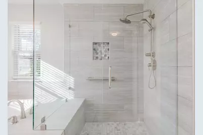 4 Marina Blue Court, Sacramento, CA 95831 - Photo 12