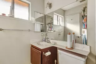 7395 Patero Cir, Sacramento, CA 95823 - Photo 32