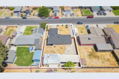 1320 Aurora Street, Modesto, CA 95351 - Photo 22