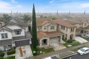 274 Crescent Moon Dr, Lathrop, CA 95330 - Photo 36