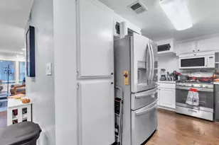 6064 Via Casitas, Carmichael, CA 95608 - Photo 8