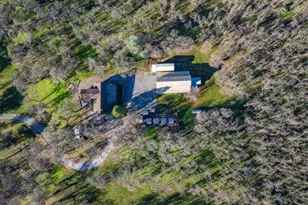 18810 Phyllis Rd, Cottonwood, CA 96022 - Photo 2