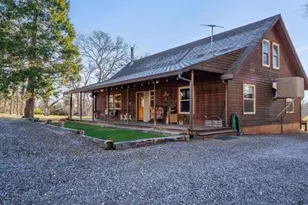 18810 Phyllis Rd, Cottonwood, CA 96022 - Photo 4