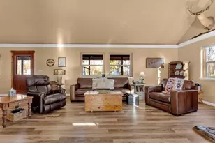 18810 Phyllis Rd, Cottonwood, CA 96022 - Photo 12