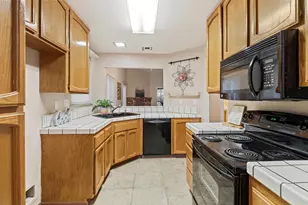 7831 Clark Fork Ln, Citrus Heights, CA 95610 - Photo 12