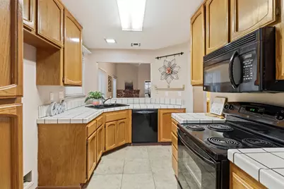 7831 Clark Fork Lane, Citrus Heights, CA 95610 - Photo 10