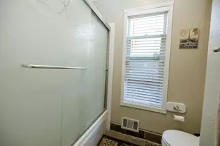 413 Redford Ln, Modesto, CA 95350 - Photo 40