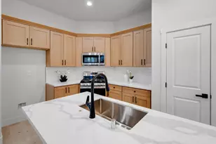 8068 Jaden Ln, Fair Oaks, CA 95628 - Photo 14