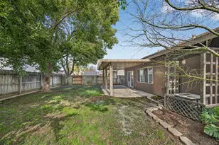 8487 Zinnia Way, Elk Grove, CA 95624 - Photo 40