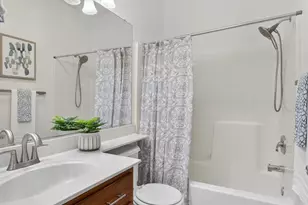 8487 Zinnia Way, Elk Grove, CA 95624 - Photo 20