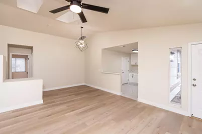 8556 Travary Way, Antelope, CA 95843 - Photo 12