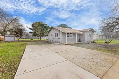 520 N Golden Gate Avenue, Stockton, CA 95205 - Photo 2