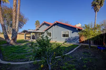 411 N Santa Monica, Los Banos, CA 93635 - Photo 6