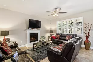 8301 Sienna Sand Dr, Sacramento, CA 95829 - Photo 10