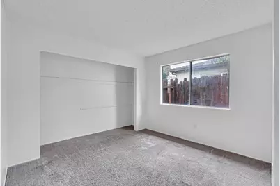 7124 Kelley Drive, Stockton, CA 95207 - Photo 10