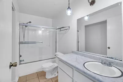 7124 Kelley Drive, Stockton, CA 95207 - Photo 8