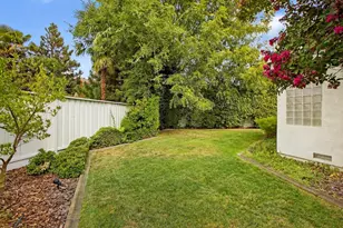 943 Shore Breeze Dr, Sacramento, CA 95831 - Photo 14