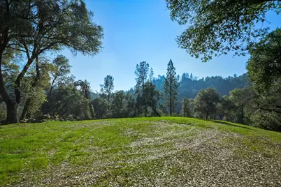 11 Upton Road, Somerset, CA 95684 - Photo 10