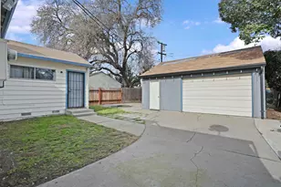 1543 Oxford Way, Stockton, CA 95204 - Photo 24