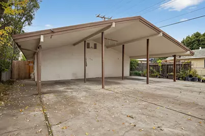 834 S Washington Street, Lodi, CA 95240 - Photo 4