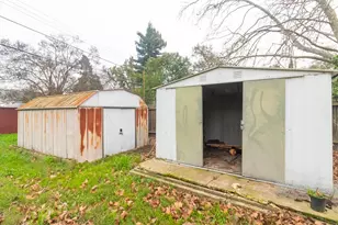 2560 Wright St, Sacramento, CA 95821 - Photo 12